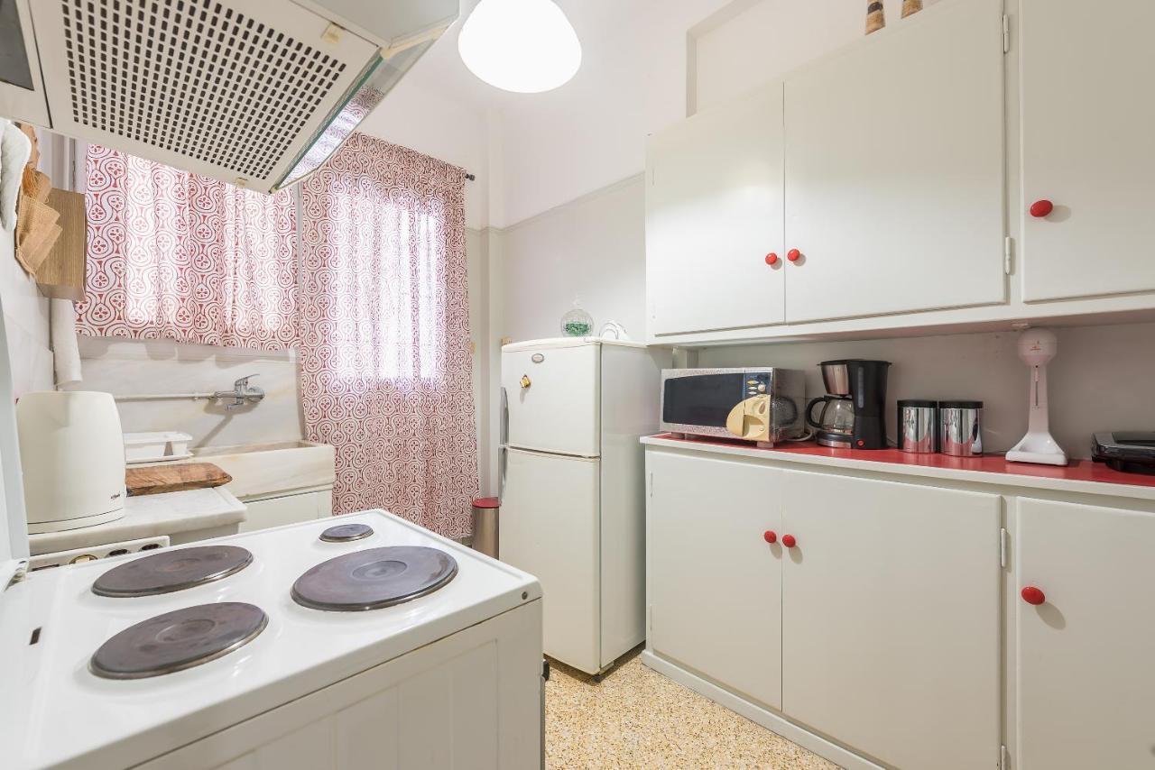 Private Rooms Athens - Shared Bathroom Екстериор снимка