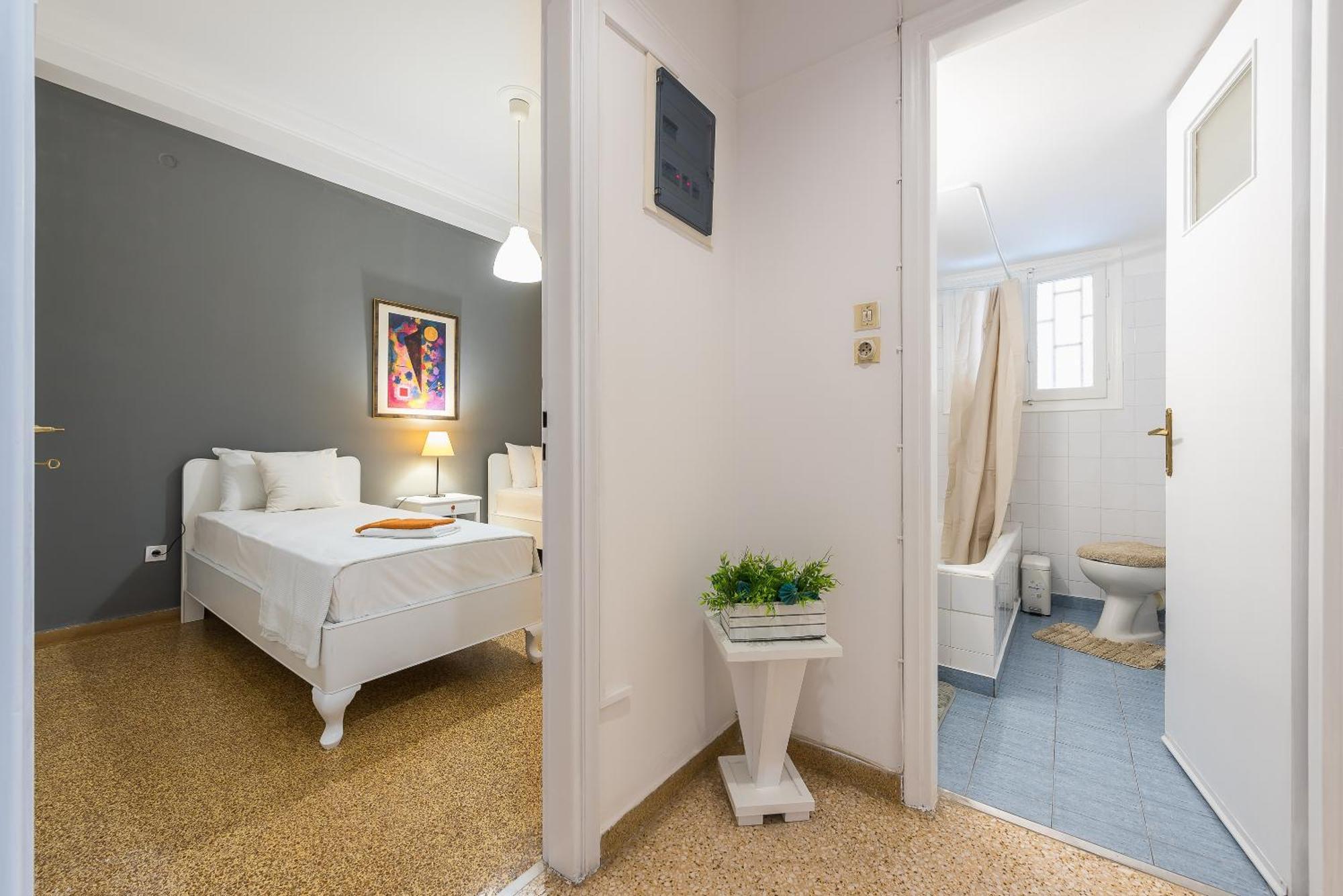 Private Rooms Athens - Shared Bathroom Стая снимка
